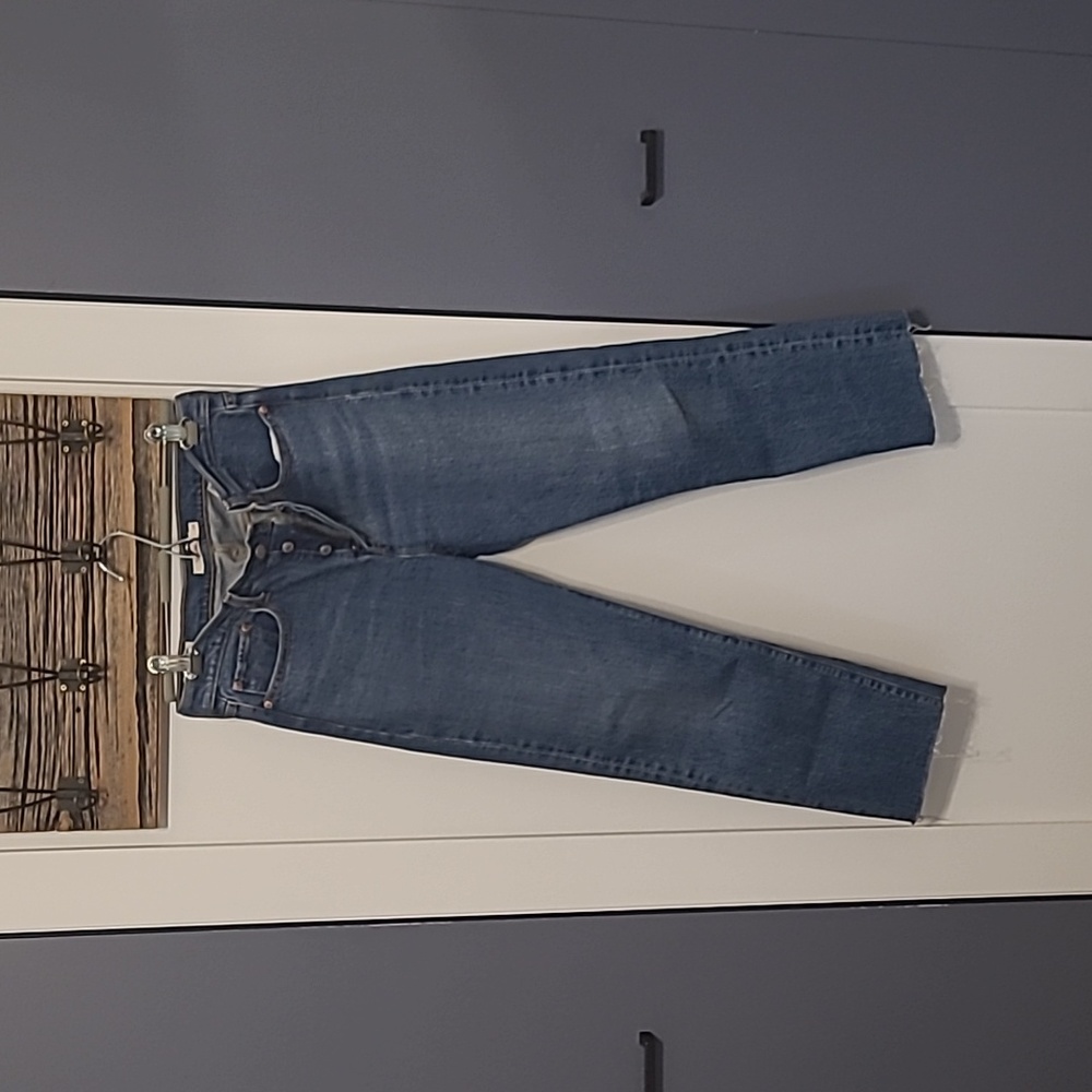 Levi's Wedgie Straight 28